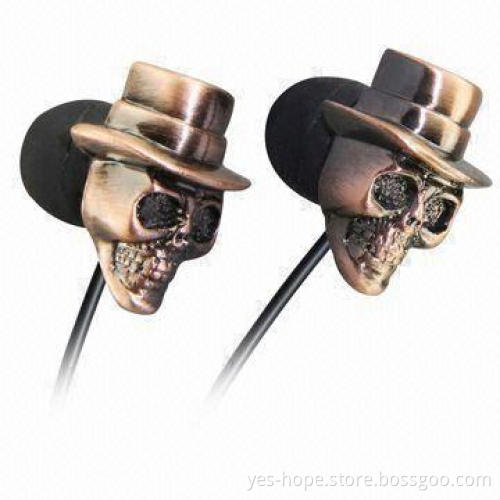 Retractable Earphones with 3.5mm Stereo Plug and 2 x 10mm Mylar Speaker